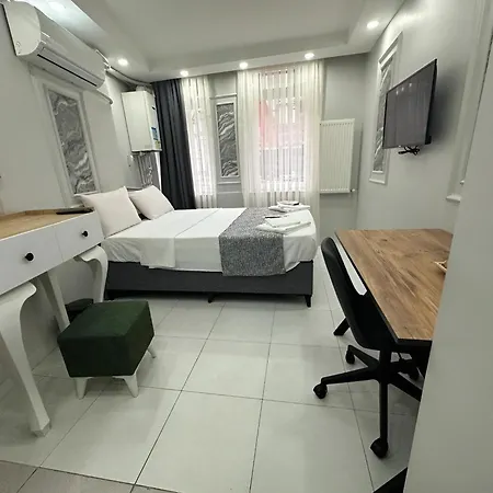 Hotell Joe Black 2*