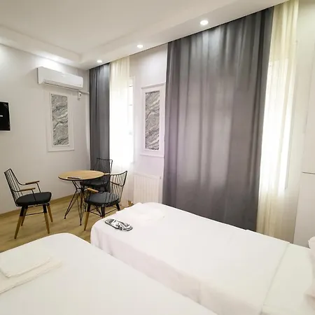 Joe Black 2* Isztambul