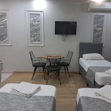 Joe Black Szálloda 2*